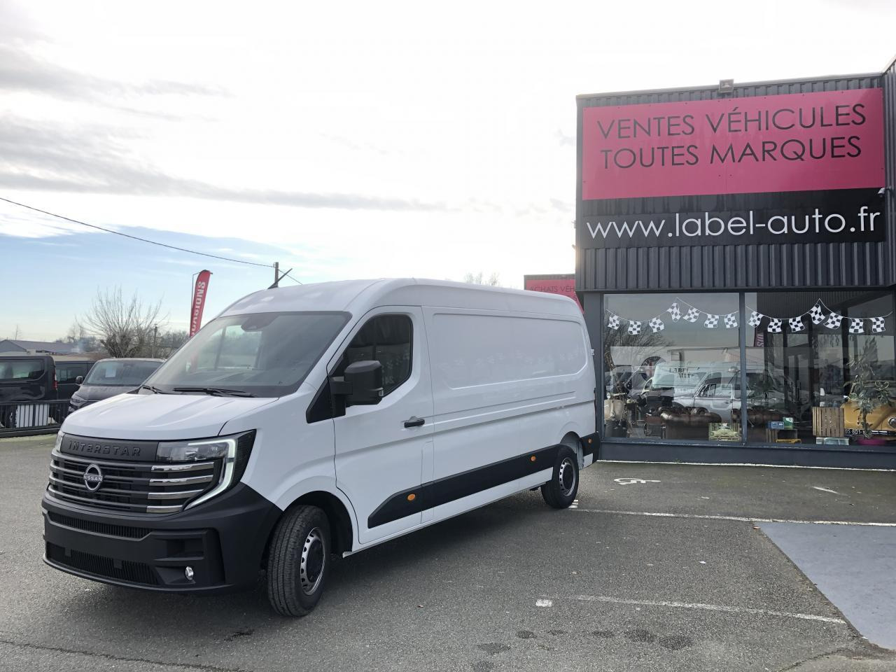 Nissan Interstar L3H2 3T5 2.0 DCI 150CH EURO6E N-CONNECTA GARANTIE 5 ANS ! - Panel van: picture 5 Nissan Interstar L3H2 3T5 2.0 DCI 150CH EURO6E N-CONNECTA GARANTIE 5 ANS ! - Panel van: picture 5