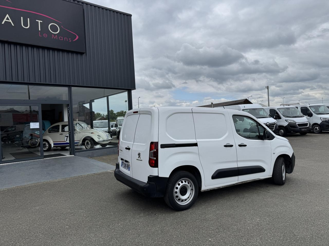 PEUGEOT PARTNER M 650 KG 1.5 HDI 130 CH EAT-8 2 PL PREMIUM - Panel van: picture 5 PEUGEOT PARTNER M 650 KG 1.5 HDI 130 CH EAT-8 2 PL PREMIUM - Panel van: picture 5