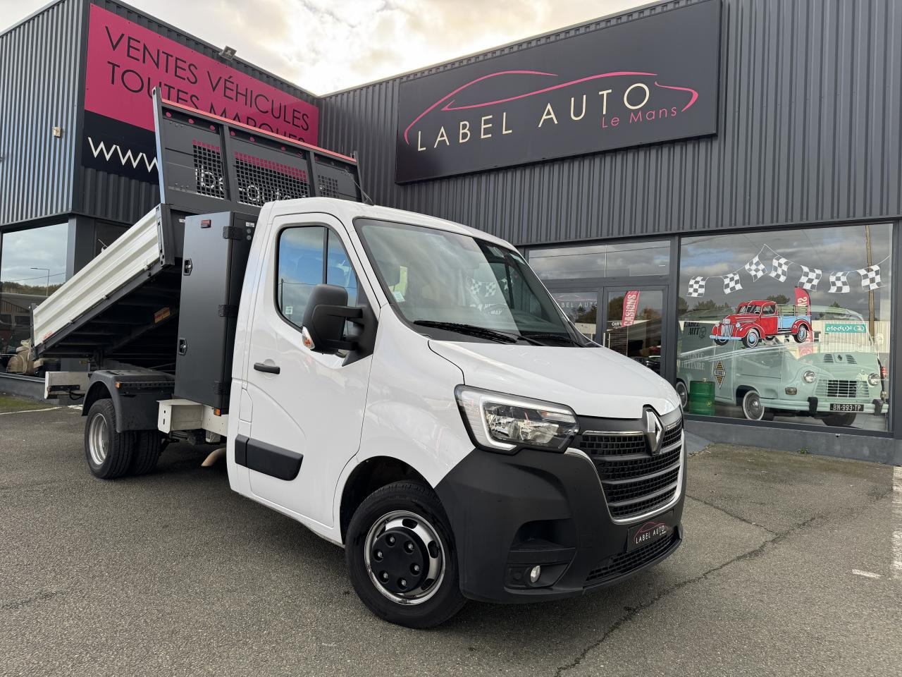 RENAULT MASTER 3T5 BENNE COFFRE RJ 2.3 DCI 130CH PROPULSION - Tipper van: picture 3 RENAULT MASTER 3T5 BENNE COFFRE RJ 2.3 DCI 130CH PROPULSION - Tipper van: picture 3