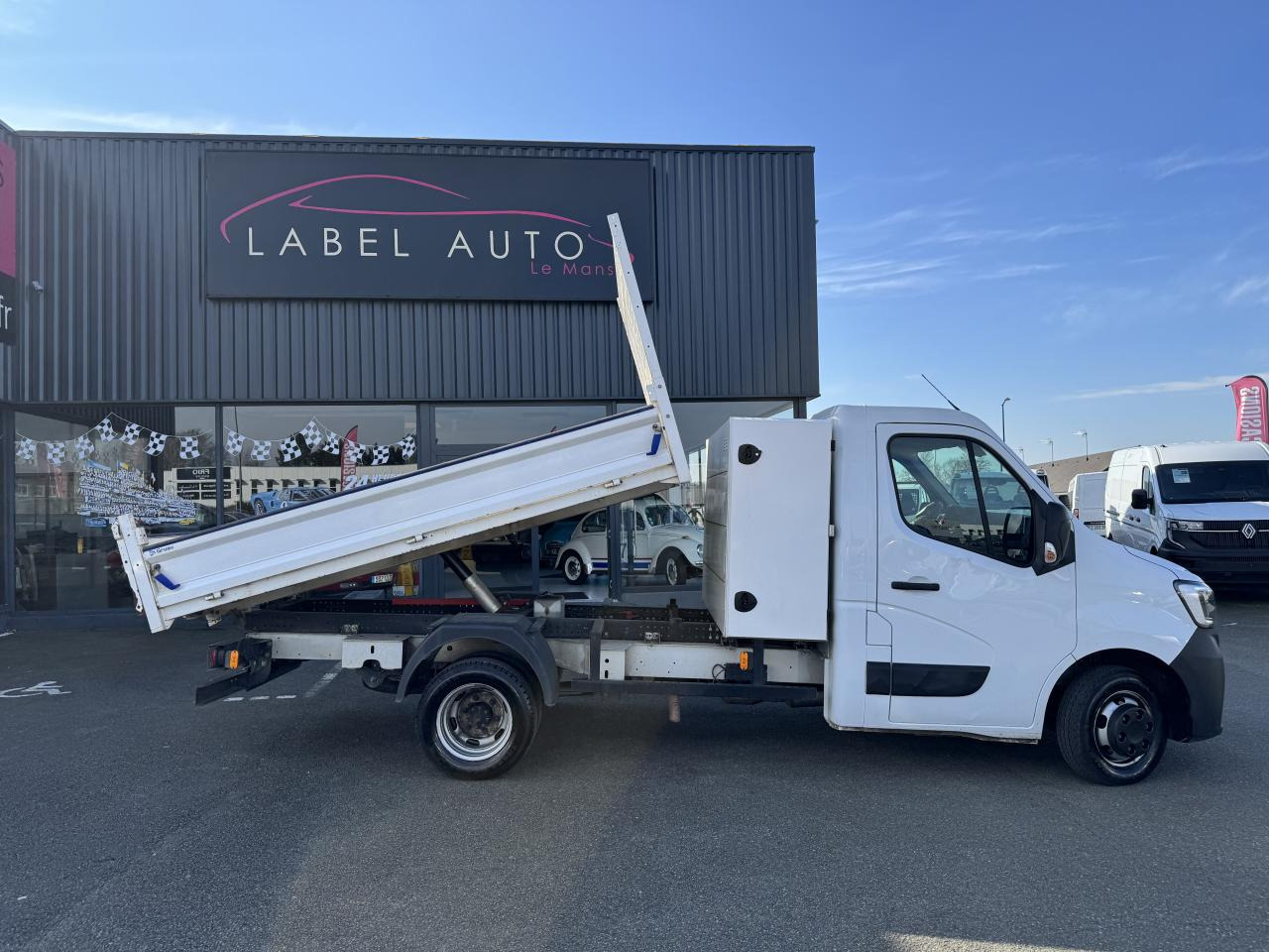 RENAULT MASTER 3T5 BENNE COFFRE RJ 2.3DCI130CH PROPULSION - Tipper van: picture 3 RENAULT MASTER 3T5 BENNE COFFRE RJ 2.3DCI130CH PROPULSION - Tipper van: picture 3
