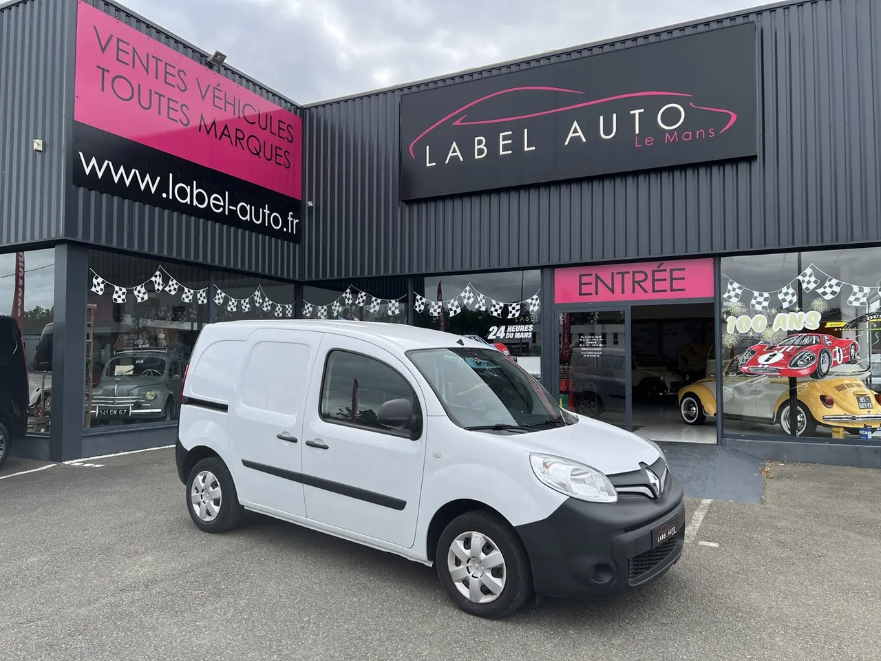 Renault Kangoo 1.5 BLUE DCI 80CH GRAND CONFORT 5CV - Small van: picture 1 Renault Kangoo 1.5 BLUE DCI 80CH GRAND CONFORT 5CV - Small van: picture 1