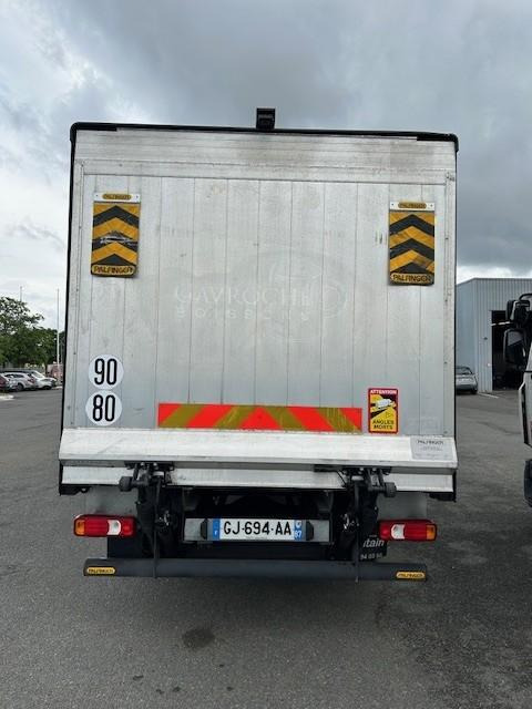 Iveco Daily 70C16 Plateau Brasseur Rideaux coulissant Hayon rabattable - Curtain side van: picture 3 Iveco Daily 70C16 Plateau Brasseur Rideaux coulissant Hayon rabattable - Curtain side van: picture 3