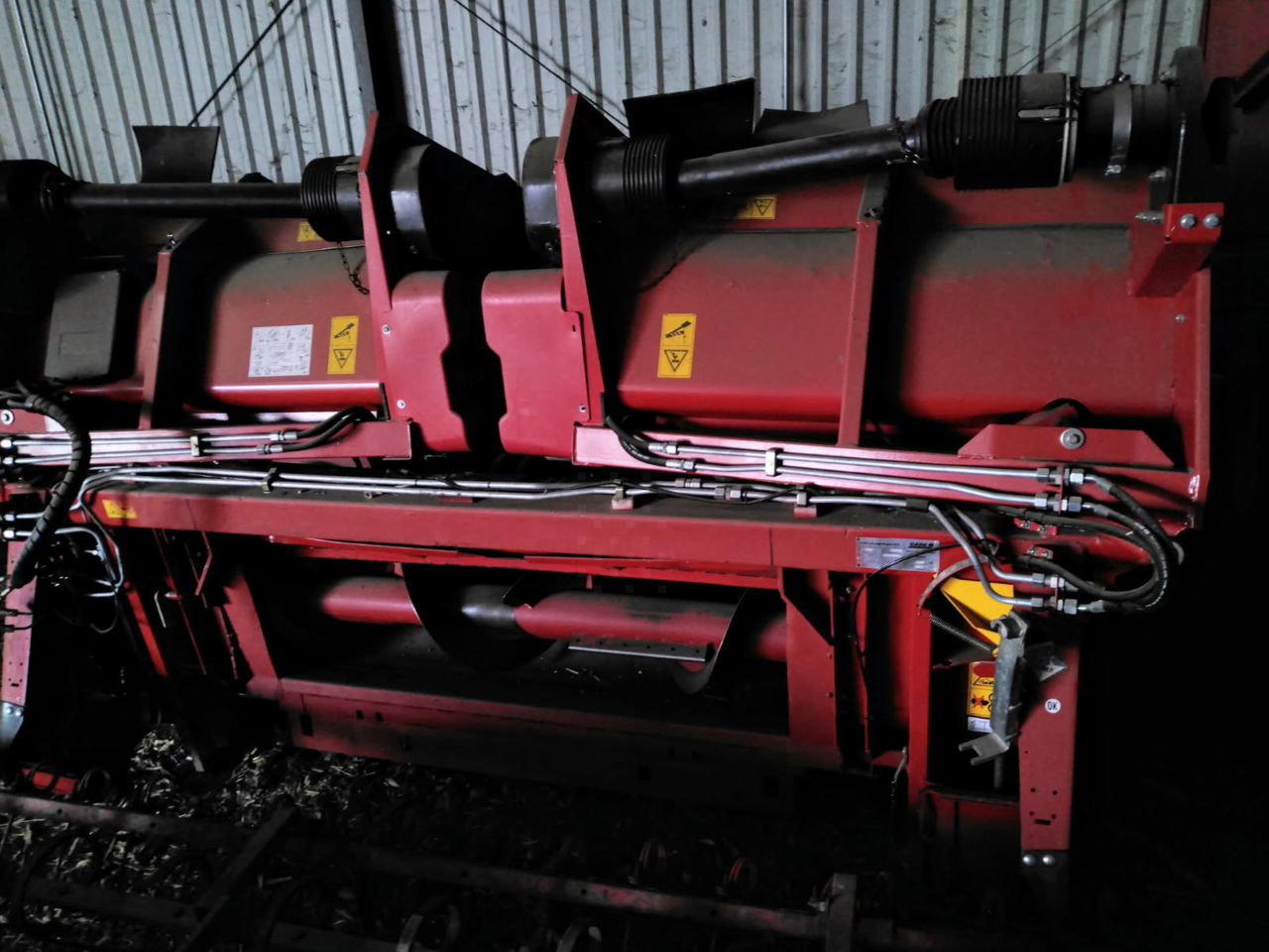 Case IH HEADER 856 - Corn header: picture 1 Case IH HEADER 856 - Corn header: picture 1
