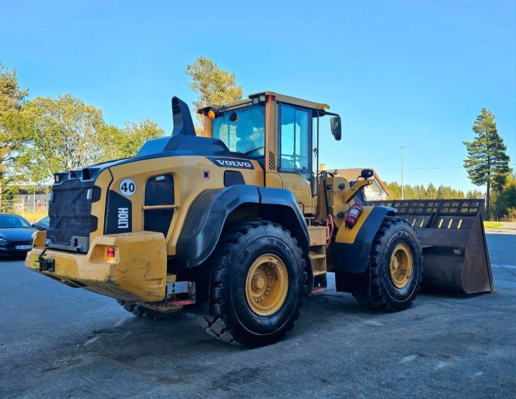Volvo L 110 H - Wheel loader: picture 5 Volvo L 110 H - Wheel loader: picture 5