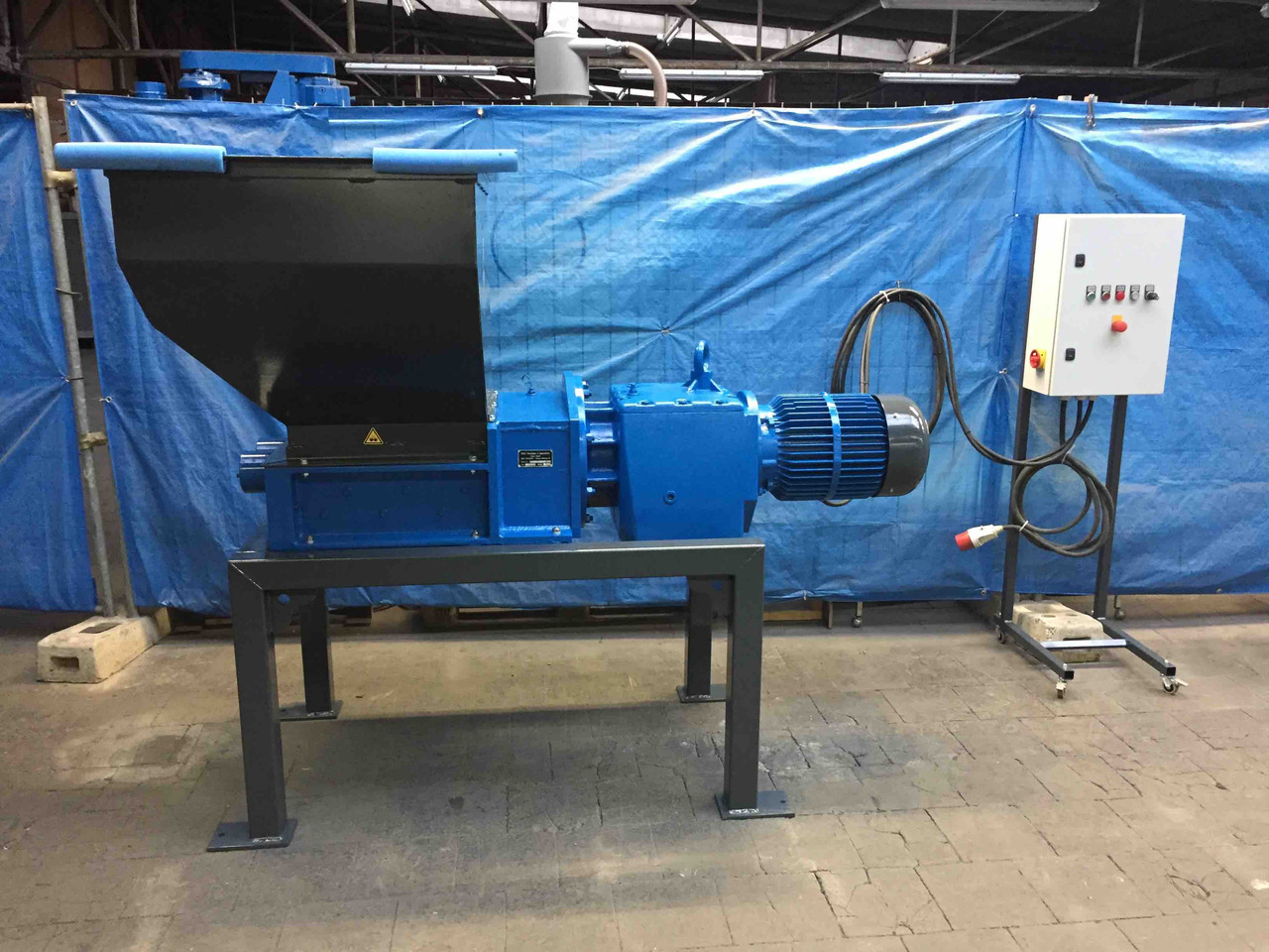 Schredder MOCO AZ 11 Standart - Industrial waste shredder: picture 1 Schredder MOCO AZ 11 Standart - Industrial waste shredder: picture 1