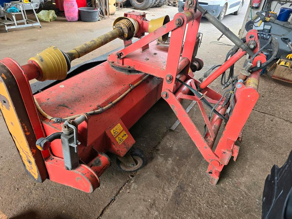 Broom Dücker FKM 210 Kehrmaschine Straßenkehrmaschine Kehrbesen für Unimog 405 424 U 300 400 500 318 423 427 429 430 530 535 527: picture 8
