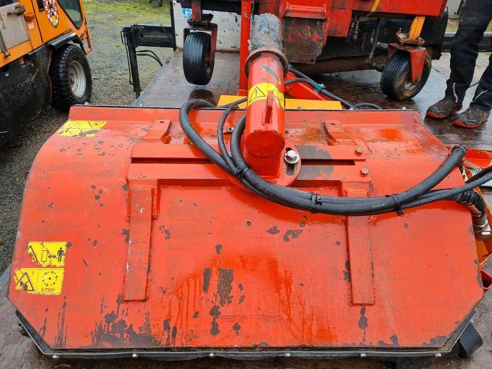 Dücker MK10 Mulchkopf Mähausleger Böschungsmulcher Böschungsmäher - Flail mower/ Mulcher: picture 1 Dücker MK10 Mulchkopf Mähausleger Böschungsmulcher Böschungsmäher - Flail mower/ Mulcher: picture 1