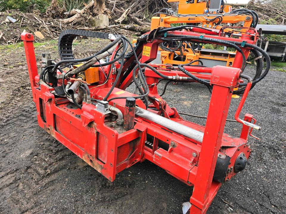 Dücker RSM 13 Randstreifenmäher Böschungsmäher Böschungsmulcher Bankettmäher für Unimog 405 UGE UGN - Verge mower: picture 3 Dücker RSM 13 Randstreifenmäher Böschungsmäher Böschungsmulcher Bankettmäher für Unimog 405 UGE UGN - Verge mower: picture 3