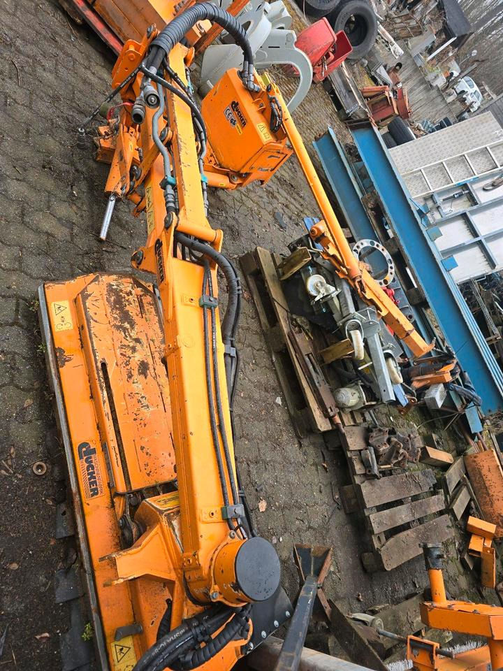 Dücker Randstreifenmäher vom DUA 800 700 Banketmäher Böschungsmäher Auslegemäher für Unimog Mulag Mähausleger - Boom mower: picture 4 Dücker Randstreifenmäher vom DUA 800 700 Banketmäher Böschungsmäher Auslegemäher für Unimog Mulag Mähausleger - Boom mower: picture 4