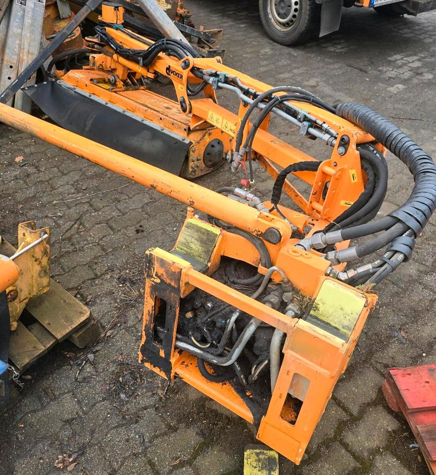Dücker Randstreifenmäher vom DUA 800 700 Banketmäher Böschungsmäher Auslegemäher für Unimog Mulag Mähausleger - Boom mower: picture 2 Dücker Randstreifenmäher vom DUA 800 700 Banketmäher Böschungsmäher Auslegemäher für Unimog Mulag Mähausleger - Boom mower: picture 2
