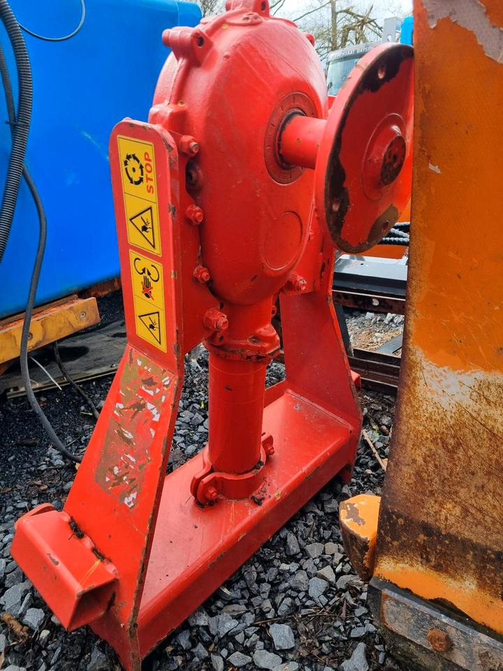 Dücker SMT PFP Wildkrautbürste Randstreifenmäher Randstreifenmähgerät Böschungsmulcher Mähausleger Wildkrautbesen - Flail mower/ Mulcher: picture 2 Dücker SMT PFP Wildkrautbürste Randstreifenmäher Randstreifenmähgerät Böschungsmulcher Mähausleger Wildkrautbesen - Flail mower/ Mulcher: picture 2