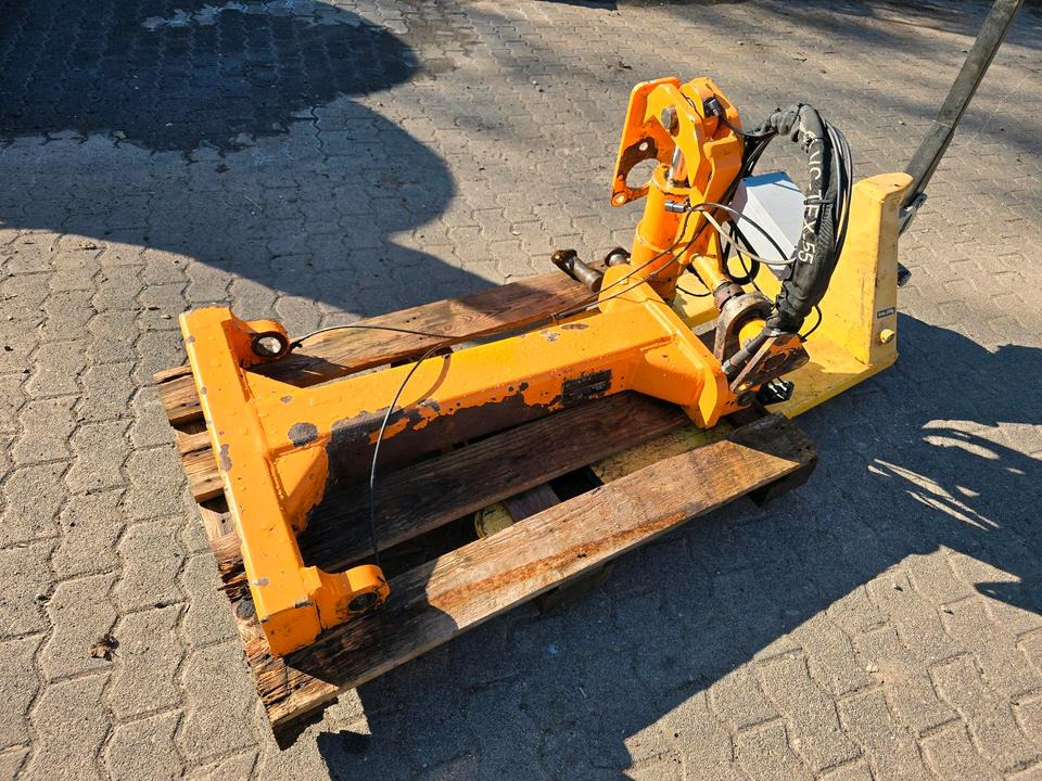 Mulag TR Torsionsrahmen Unimog 405 U300 300 U 400 500 Mercedes-Benz Böschungsmäher Böschungsmulcher Mähausleger FME 600 700 MKM FMK - Boom mower: picture 3 Mulag TR Torsionsrahmen Unimog 405 U300 300 U 400 500 Mercedes-Benz Böschungsmäher Böschungsmulcher Mähausleger FME 600 700 MKM FMK - Boom mower: picture 3