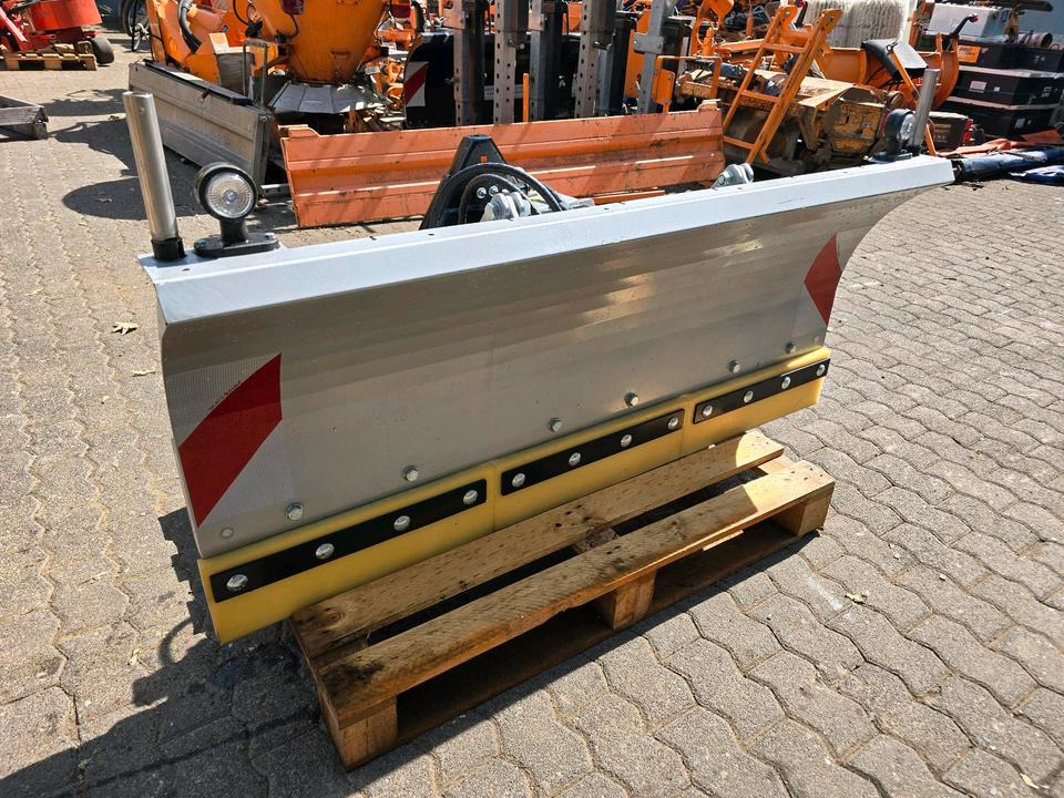 Snow plough NEUWARE KIF Schneepflug CM 1600 Schneeschieber Schneeschild Winterdienst Räumschild passend für Multicar Kramer Iseki Kubota Kleintraktor: picture 7