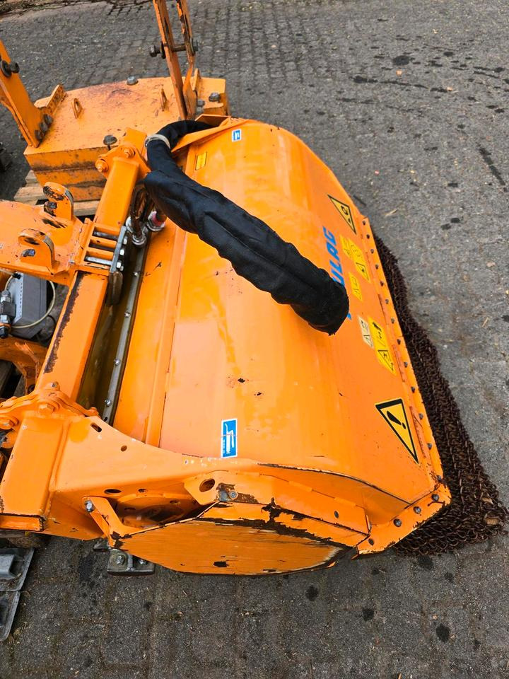 Neuwertiger Mulag GMK 1200 Mähkopf Grasmähkopf Mähkorb Mähausleger Böschungsmäher Böschungsmulcher FME MKM DUA UNA Dücker MHU 800 700 600 FMK - Flail mower: picture 3 Neuwertiger Mulag GMK 1200 Mähkopf Grasmähkopf Mähkorb Mähausleger Böschungsmäher Böschungsmulcher FME MKM DUA UNA Dücker MHU 800 700 600 FMK - Flail mower: picture 3