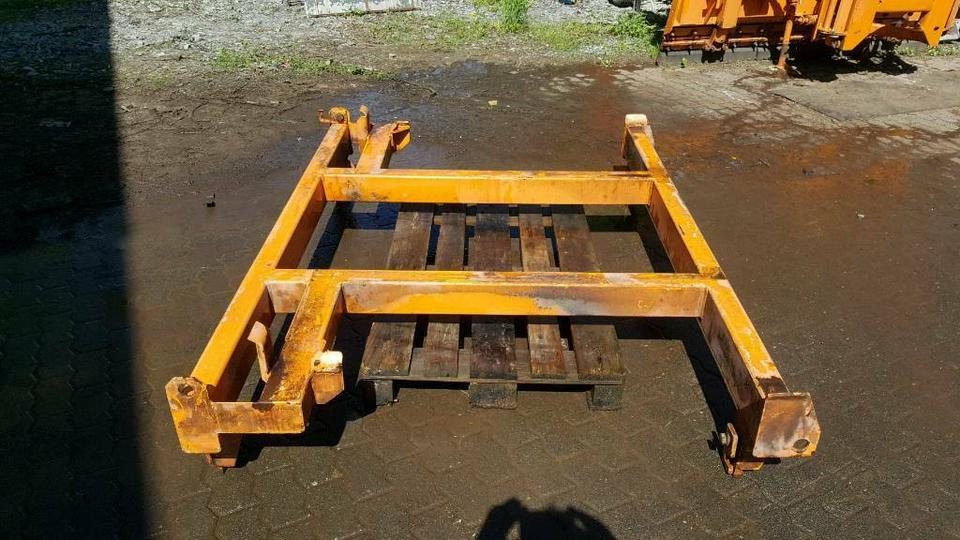 Rahmen für Unimog U 400 300 500 Salzstreuer winterdienst Schmidt - Frame/ Chassis for Municipal/ Special vehicle: picture 2 Rahmen für Unimog U 400 300 500 Salzstreuer winterdienst Schmidt - Frame/ Chassis for Municipal/ Special vehicle: picture 2