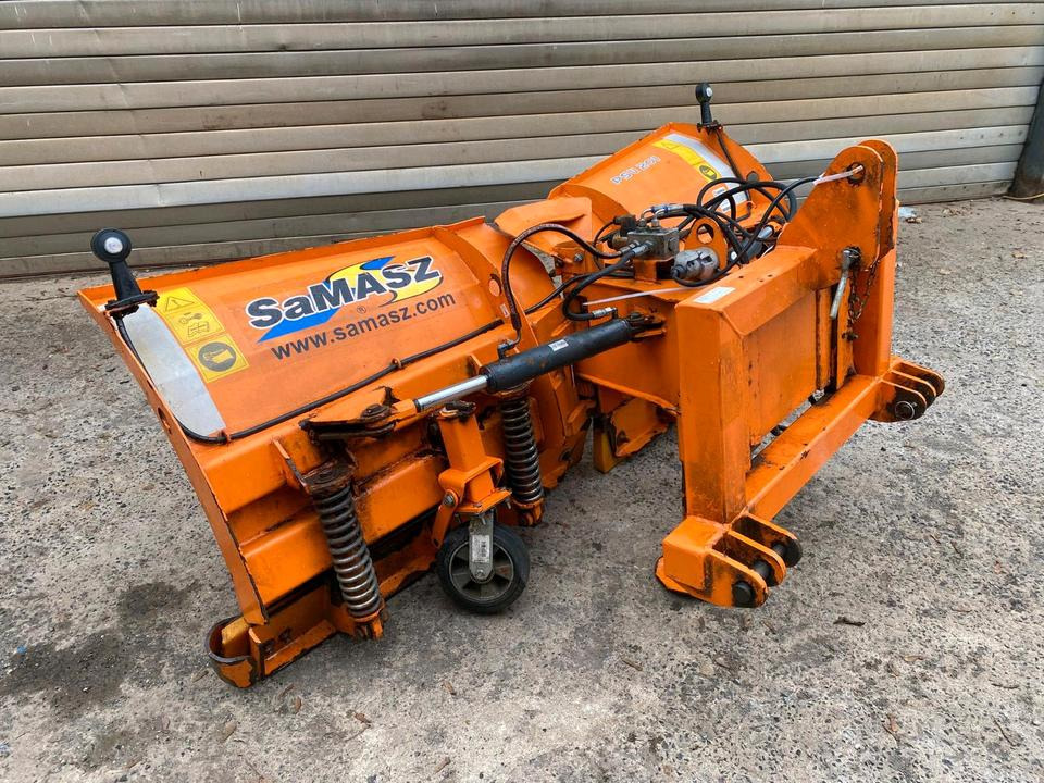 SaMASZ PSV 201 G V-Pflug Keilpflug Variopflug Schneeschieber Schneeschild Winterdienst Räumschild Schneepflug passend für Traktor Fronthydraulik - Snow plough: picture 1 SaMASZ PSV 201 G V-Pflug Keilpflug Variopflug Schneeschieber Schneeschild Winterdienst Räumschild Schneepflug passend für Traktor Fronthydraulik - Snow plough: picture 1