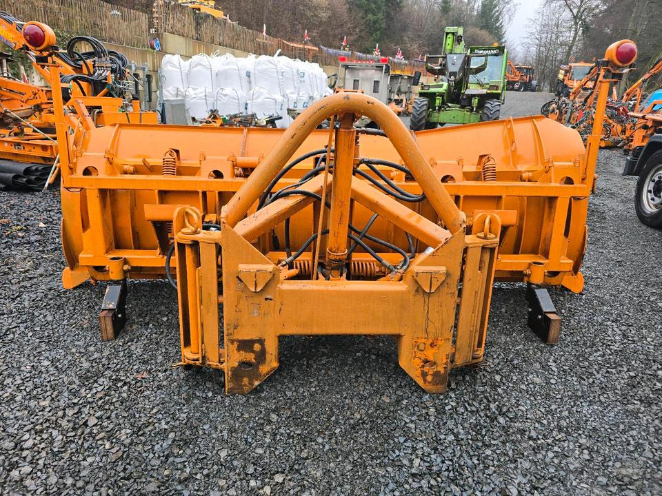 Schmidt MF 2.4 3m. Schneeschieber Schneeschild Winterdienst Räumschild Schneepflug passend für Traktor Unimog 405 UGE UGN Fronthydraulik - Snow plough: picture 3 Schmidt MF 2.4 3m. Schneeschieber Schneeschild Winterdienst Räumschild Schneepflug passend für Traktor Unimog 405 UGE UGN Fronthydraulik - Snow plough: picture 3