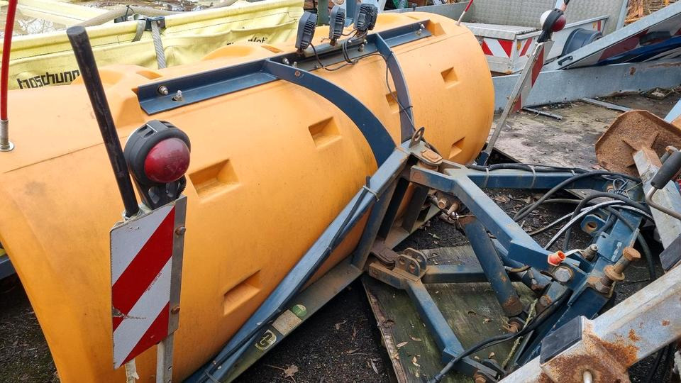 Schmidt SNK 27 VPZ Schneepflug Schneeschild Scheeschieber Winterdienst Unimog LKW - Snow plough: picture 2 Schmidt SNK 27 VPZ Schneepflug Schneeschild Scheeschieber Winterdienst Unimog LKW - Snow plough: picture 2