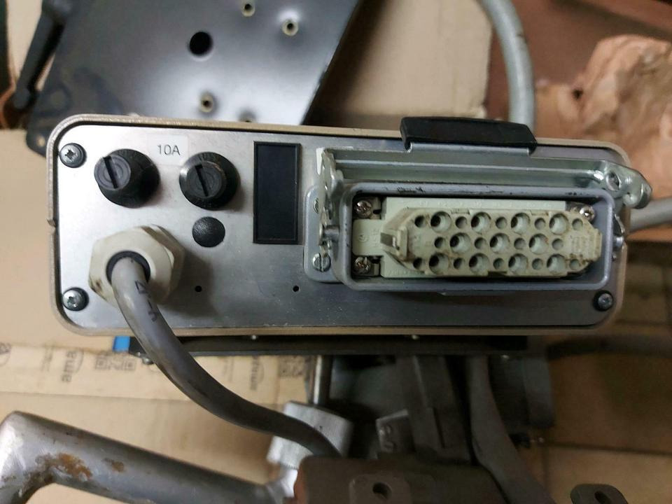 Steuerung Bedienung Küpper Weisser Salzstreuer Bedienpult - Electrical system for Municipal/ Special vehicle: picture 2 Steuerung Bedienung Küpper Weisser Salzstreuer Bedienpult - Electrical system for Municipal/ Special vehicle: picture 2