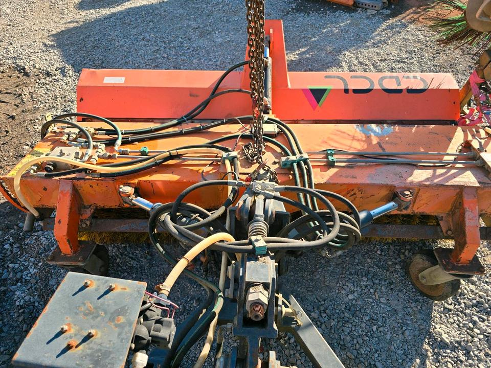 Broom Tuchel CDCL Kehrmaschine Straßenkehrmaschine Kehrbesen für Unimog 405 424 U 300 400 500 318 423 427 429 430 530 535 527 Mercedes-Benz Dücker SBM: picture 7