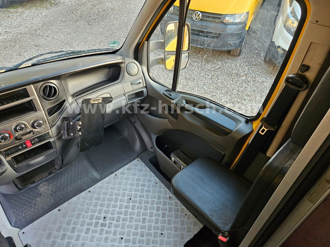 Box van Iveco Daily Koffer*EURO 5*Maxi*1.Hand*Luftfederung: picture 8