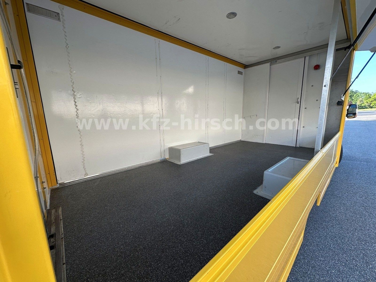 Iveco Daily Luftfederung Foodtruck Imbisswagen Verkauf - Vending truck: picture 4 Iveco Daily Luftfederung Foodtruck Imbisswagen Verkauf - Vending truck: picture 4