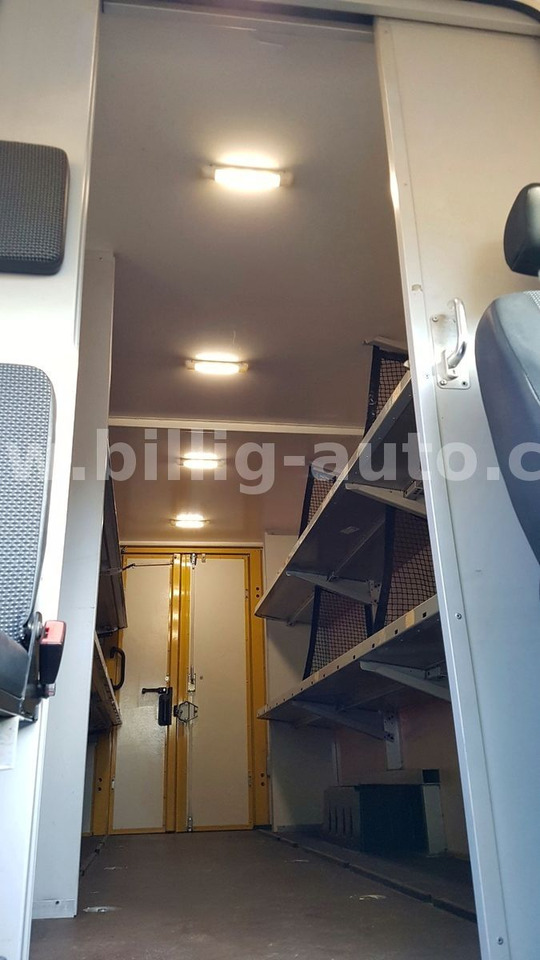 Box van Mercedes-Benz Sprinter ideal als Foodtruck Camper Wohnmobil E5: picture 17