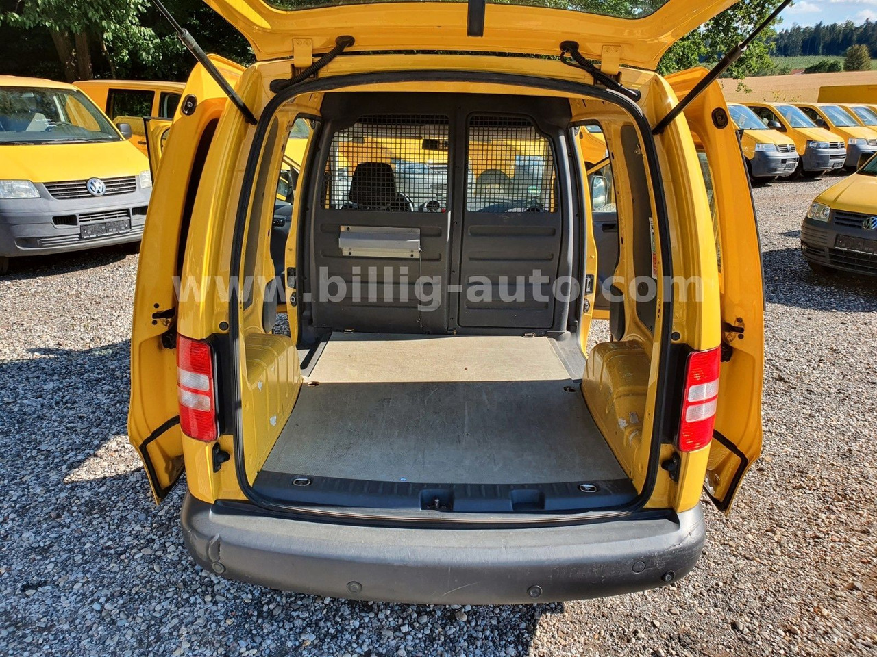 Volkswagen Caddy 2.0 TDI* EURO5*1.Hand*S-heft*2xSchiebetüre - Passenger van: picture 5 Volkswagen Caddy 2.0 TDI* EURO5*1.Hand*S-heft*2xSchiebetüre - Passenger van: picture 5