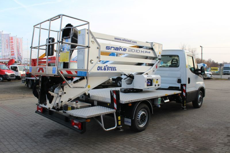 Nowy Oil&Steel Snake 2010 H Plus zamontowany na Iveco Daily 35-140 - Truck mounted aerial platform: picture 3 Nowy Oil&Steel Snake 2010 H Plus zamontowany na Iveco Daily 35-140 - Truck mounted aerial platform: picture 3