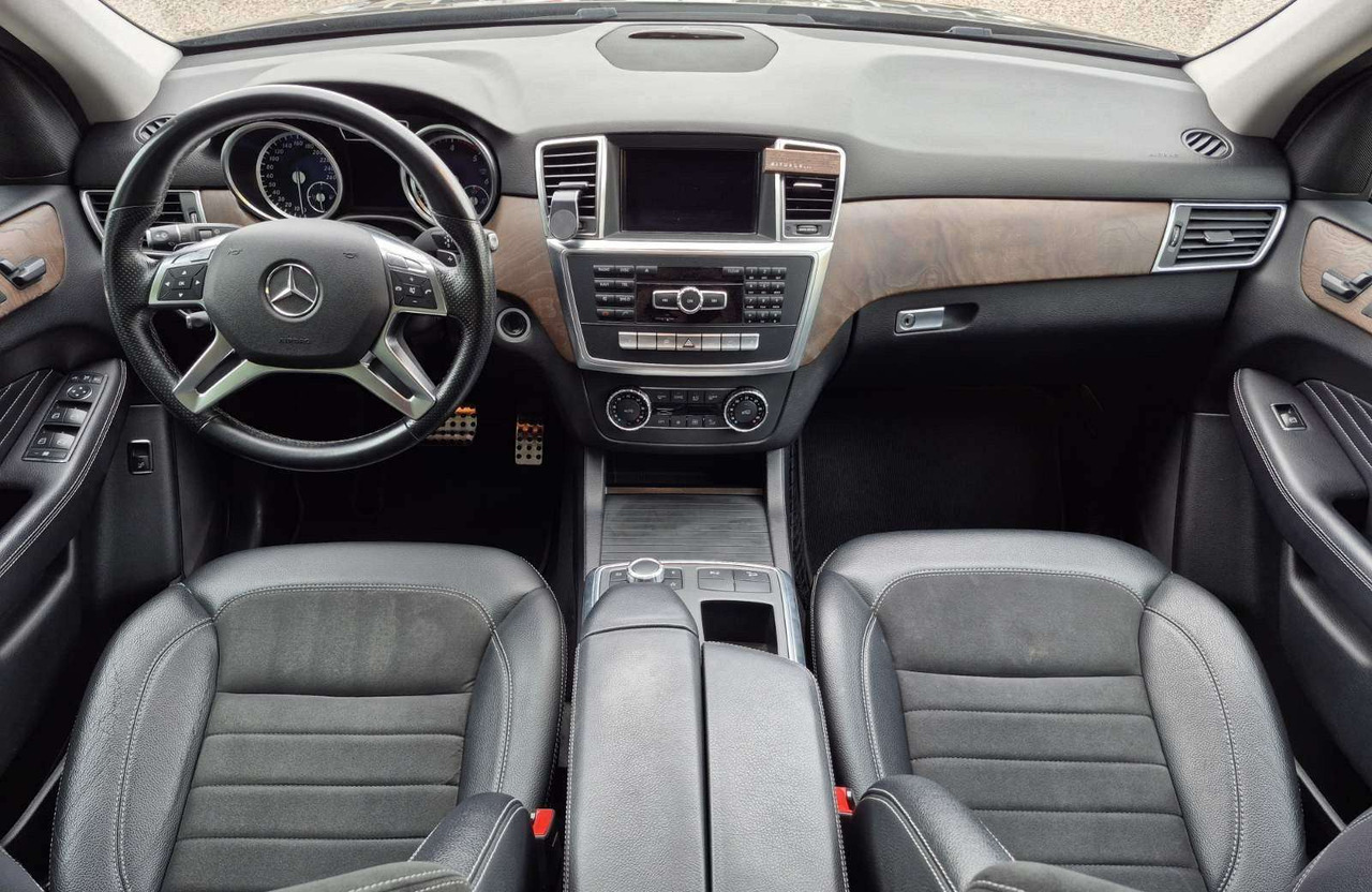 Mercedes-Benz ML350 - SUV: picture 5 Mercedes-Benz ML350 - SUV: picture 5
