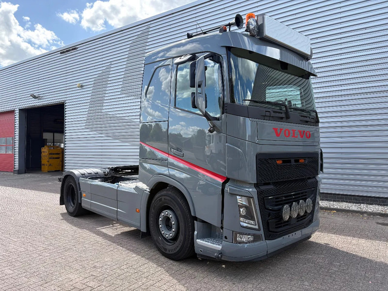 Volvo FH 500 / DUAL CLUCH / DYNAMIC STEERING / LUCHTGEVEERD CHASSIS / - Tractor unit: picture 1 Volvo FH 500 / DUAL CLUCH / DYNAMIC STEERING / LUCHTGEVEERD CHASSIS / - Tractor unit: picture 1
