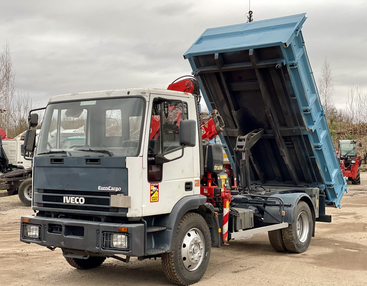 IVECO EUROCARGO - Crane truck: picture 1 IVECO EUROCARGO - Crane truck: picture 1