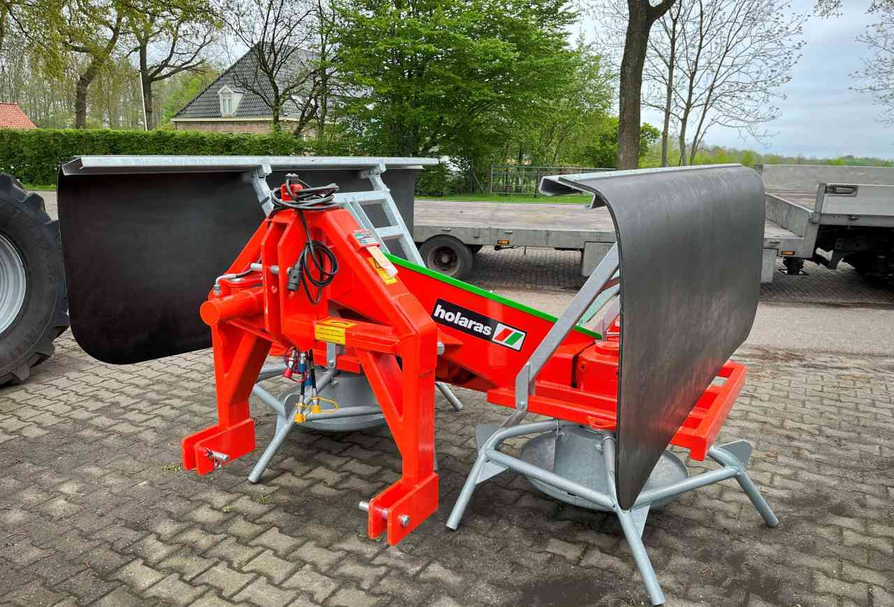 Holaras Jumbo HK kuilverdeler nieuw Weidebouwmachines - Silage equipment: picture 1 Holaras Jumbo HK kuilverdeler nieuw Weidebouwmachines - Silage equipment: picture 1