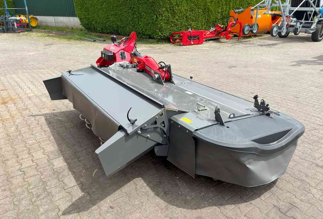 Massey Ferguson DM.316TL-V-KC Schijvenmaaier, Weidebouwmachines - Mower: picture 4 Massey Ferguson DM.316TL-V-KC Schijvenmaaier, Weidebouwmachines - Mower: picture 4