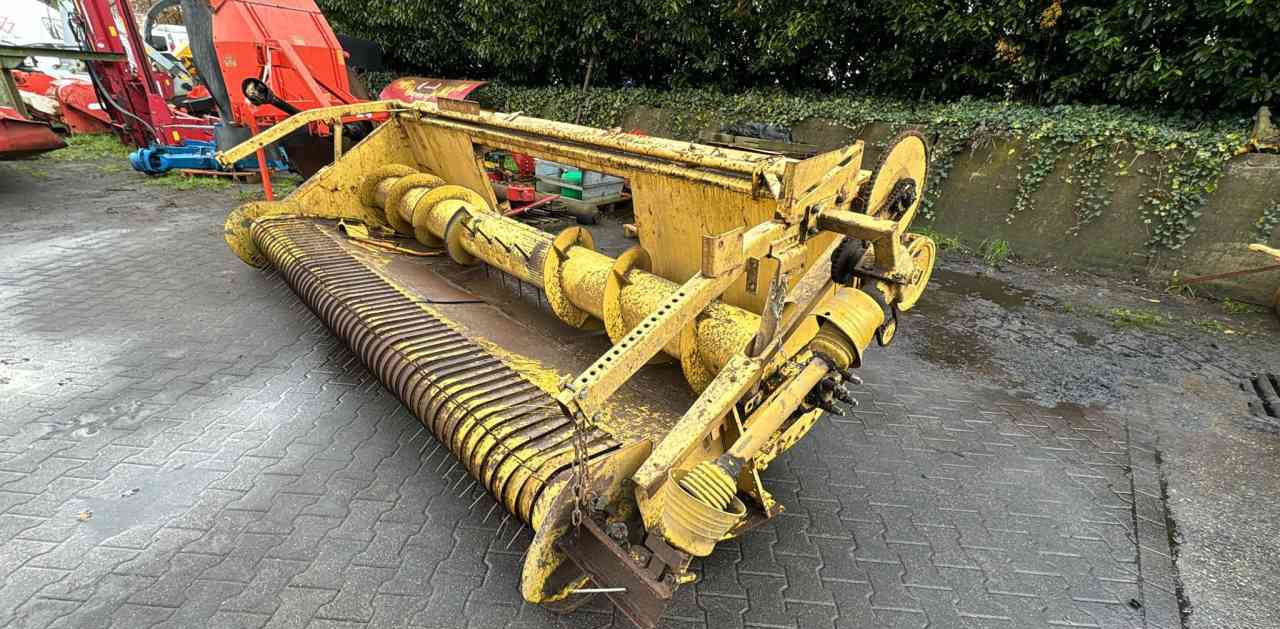 New Holland New Holland / Clayson Pickup, hakselaar, hakselunit, diversen - Harvester: picture 1 New Holland New Holland / Clayson Pickup, hakselaar, hakselunit, diversen - Harvester: picture 1