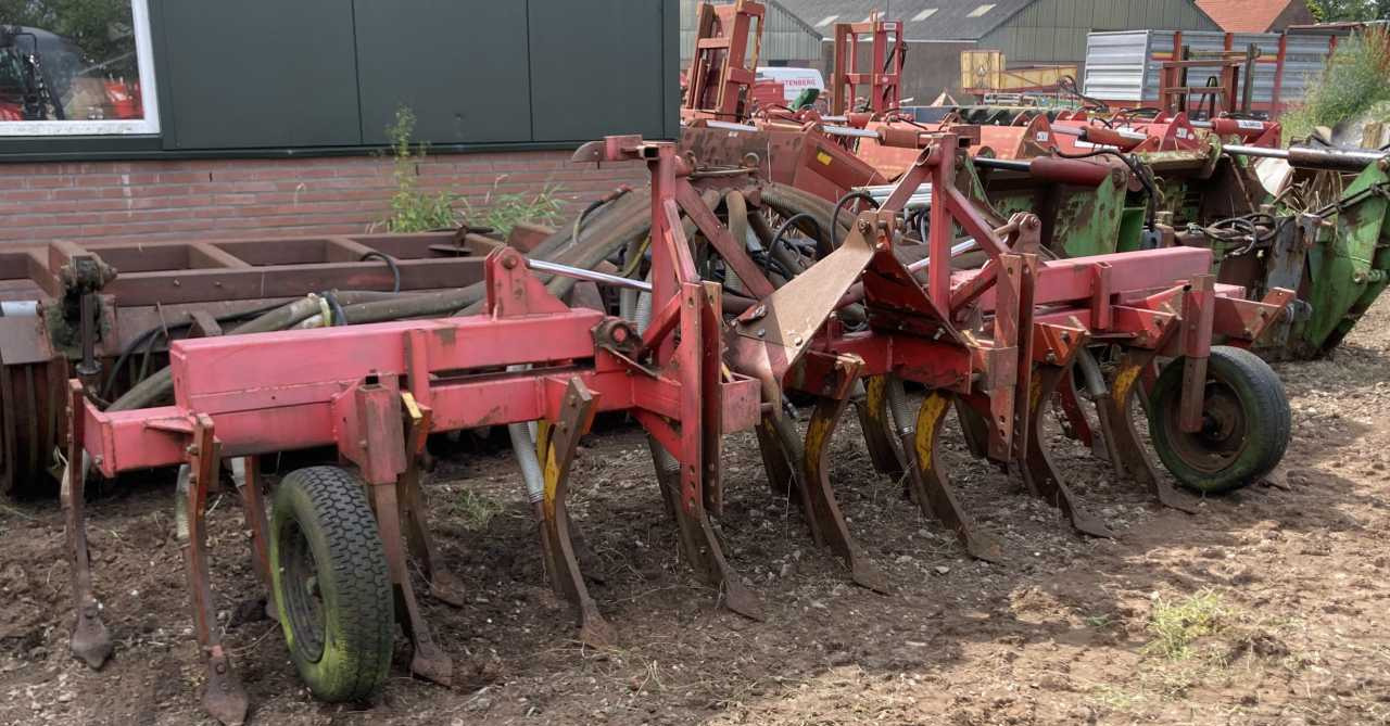 Peecon Bouwlandinjecteur, mestverwerking - Slurry injector: picture 1 Peecon Bouwlandinjecteur, mestverwerking - Slurry injector: picture 1