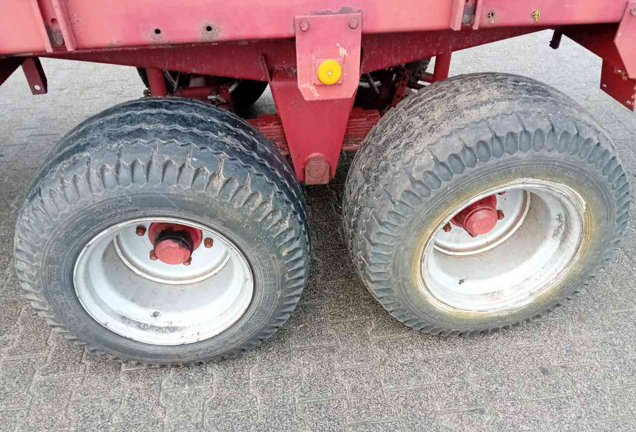 Strautmann Vitesse 230E opraapwagen, ladewagen, weidebouwmachines - Self-loading wagon: picture 4 Strautmann Vitesse 230E opraapwagen, ladewagen, weidebouwmachines - Self-loading wagon: picture 4