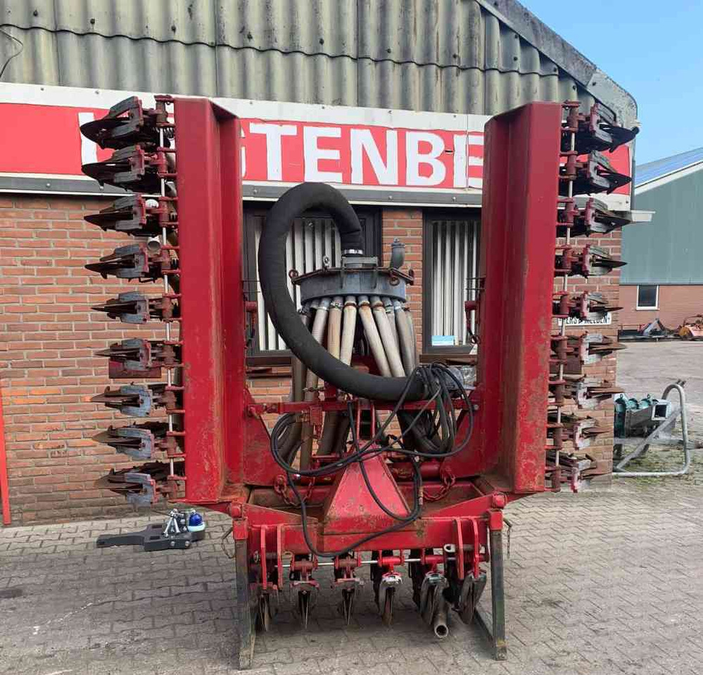 Vredo Graslandbemester, injecteur, mestverwerking - Slurry injector: picture 1 Vredo Graslandbemester, injecteur, mestverwerking - Slurry injector: picture 1