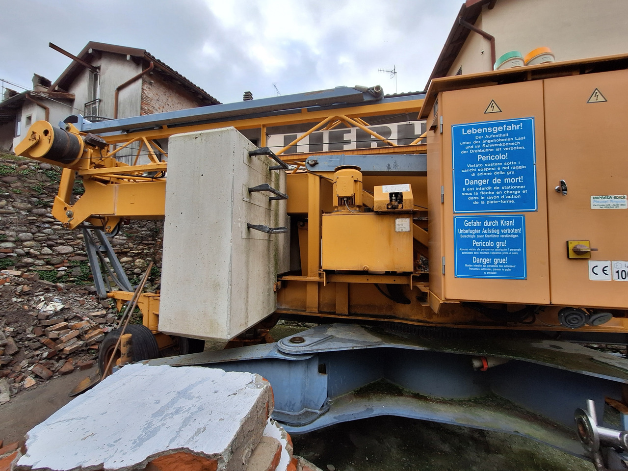 Liebherr 26H - Self-erecting tower crane: picture 5 Liebherr 26H - Self-erecting tower crane: picture 5