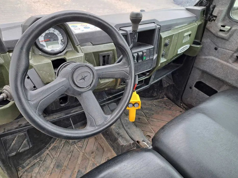 Polaris Ranger 1000 gator - Side-by-side/ ATV: picture 2 Polaris Ranger 1000 gator - Side-by-side/ ATV: picture 2