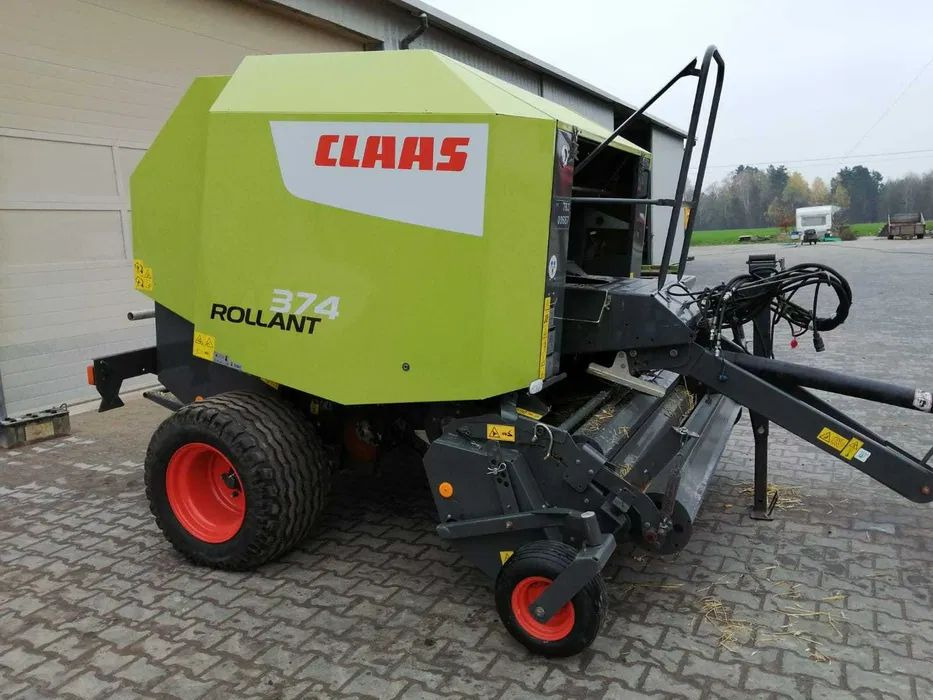Prasa rolująca Claas Rollant 374 - Round baler: picture 2 Prasa rolująca Claas Rollant 374 - Round baler: picture 2