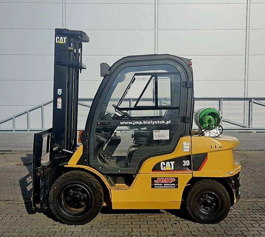 CAT GP 30 N - LPG forklift: picture 1 CAT GP 30 N - LPG forklift: picture 1