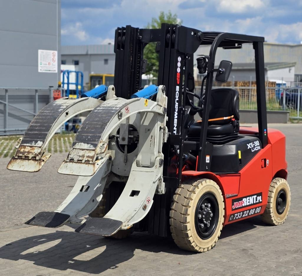 EP EFL382 X5 LI-ON + PAPER ROLL CLAMP - Electric forklift: picture 4 EP EFL382 X5 LI-ON + PAPER ROLL CLAMP - Electric forklift: picture 4
