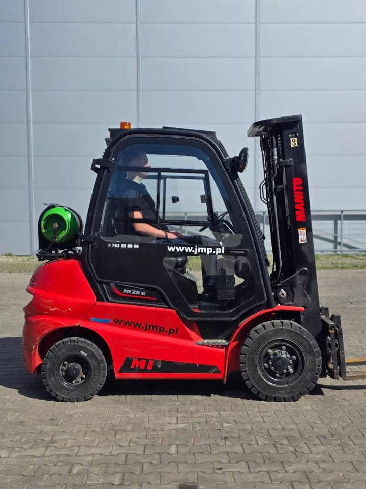 Manitou MI 25 G - LPG forklift: picture 3 Manitou MI 25 G - LPG forklift: picture 3