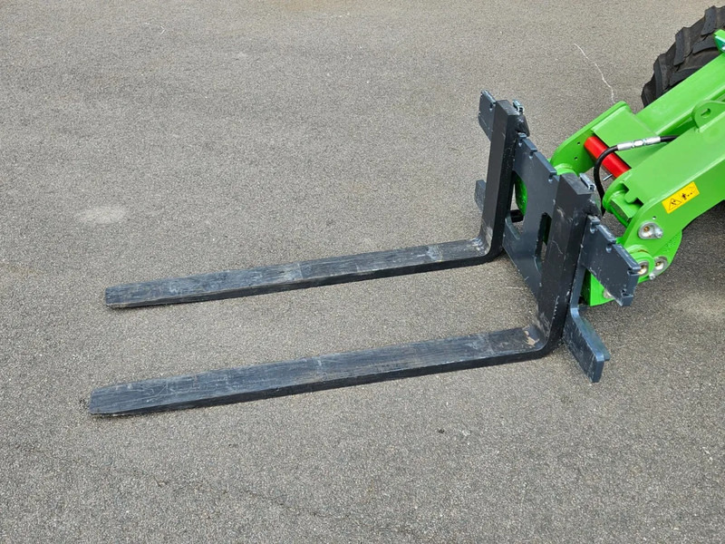 Avant XHD120 CM Palletvork - Attachment for Agricultural machinery: picture 1 Avant XHD120 CM Palletvork - Attachment for Agricultural machinery: picture 1