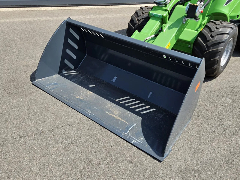 Avant 160cm Grondbak - Bucket for Agricultural machinery: picture 1 Avant 160cm Grondbak - Bucket for Agricultural machinery: picture 1