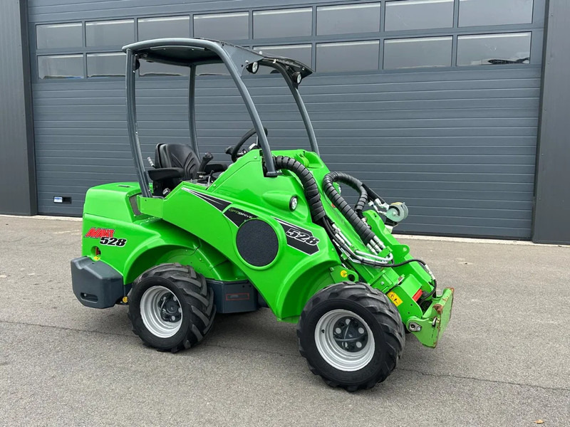 Avant 528 mini-shovel - Compact track loader: picture 1 Avant 528 mini-shovel - Compact track loader: picture 1