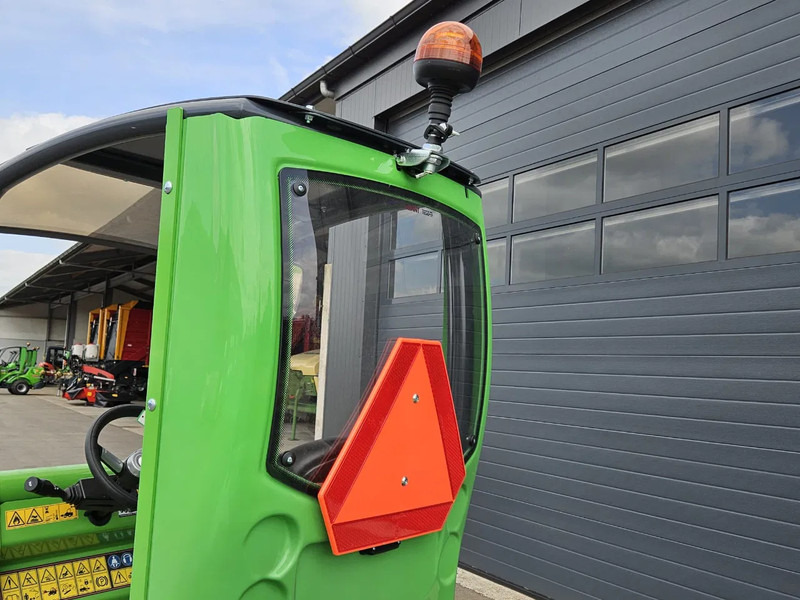 Compact track loader Avant 755i Rental mini-shovel: picture 16