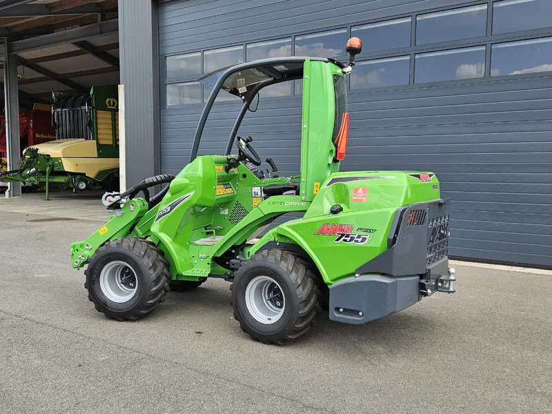 Compact track loader Avant 755i Rental mini-shovel: picture 8