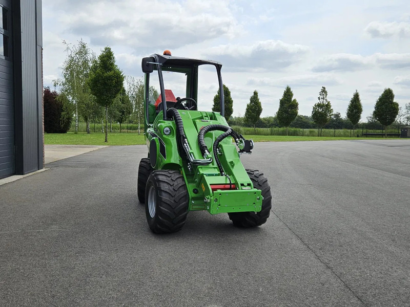 Compact track loader Avant 755i Rental mini-shovel: picture 13